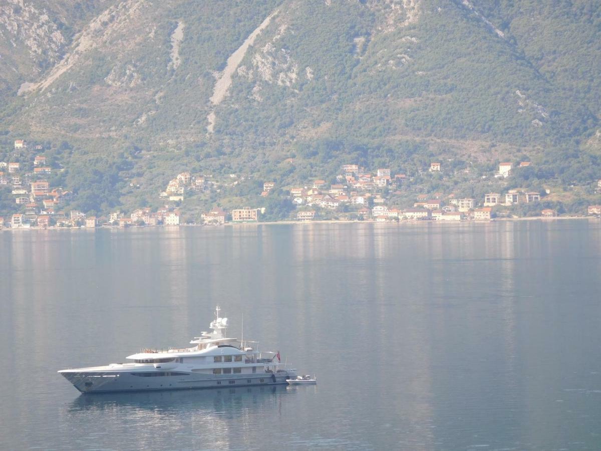 Villa Aronija Kotor Exterior photo